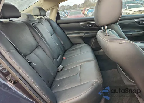 2016 Nissan Altima 2.5 z USA, uszkodzony, nr VIN 1N4AL3AP0GC121151